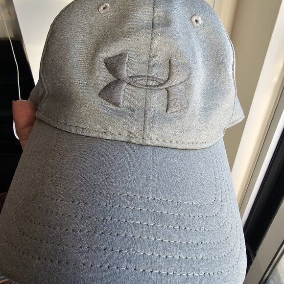 Under Armour Hat Men’s Airvent Cool Cap - Picture 2 of 10